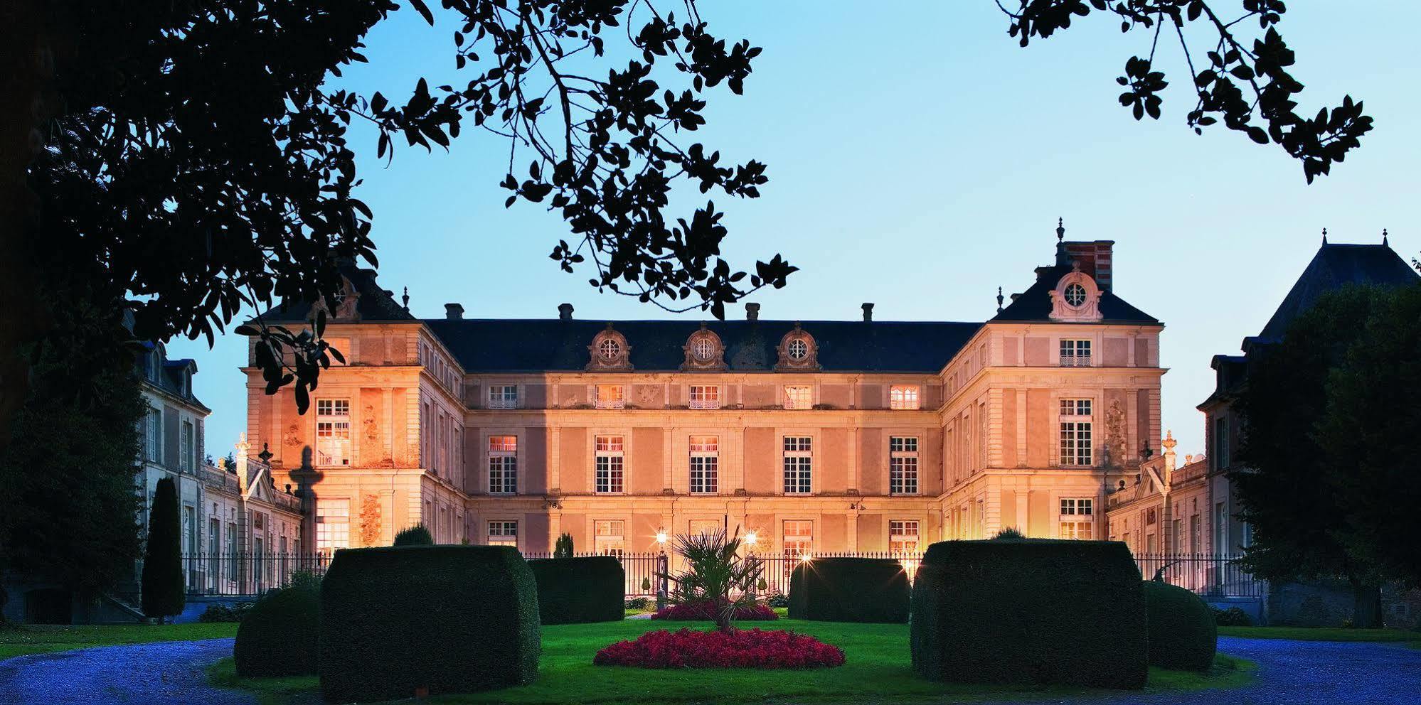 Chateau Colbert Maulévrier Eksteriør billede